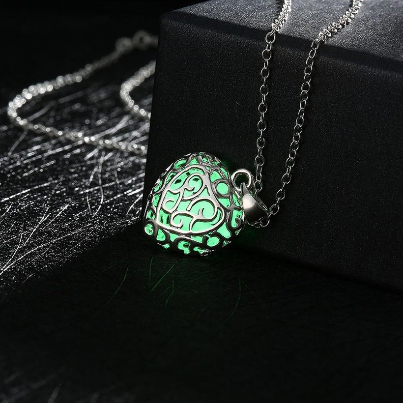 Wholesale Romantic Silver Heart Necklace TGLP104 1