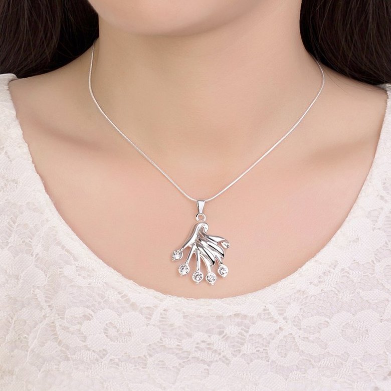 Wholesale Trendy Silver Fan Crystal Necklace TGSPN414 3
