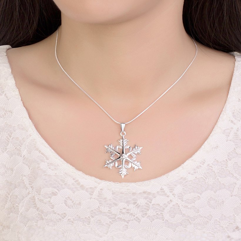 Wholesale Trendy Silver Snow Crystal Necklace TGSPN419 3