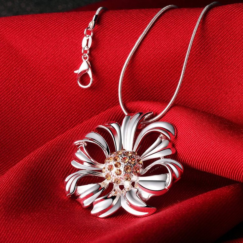 Wholesale Fashion Trendy Silver Hollow Flower Crystal Necklace TGSPN459 1