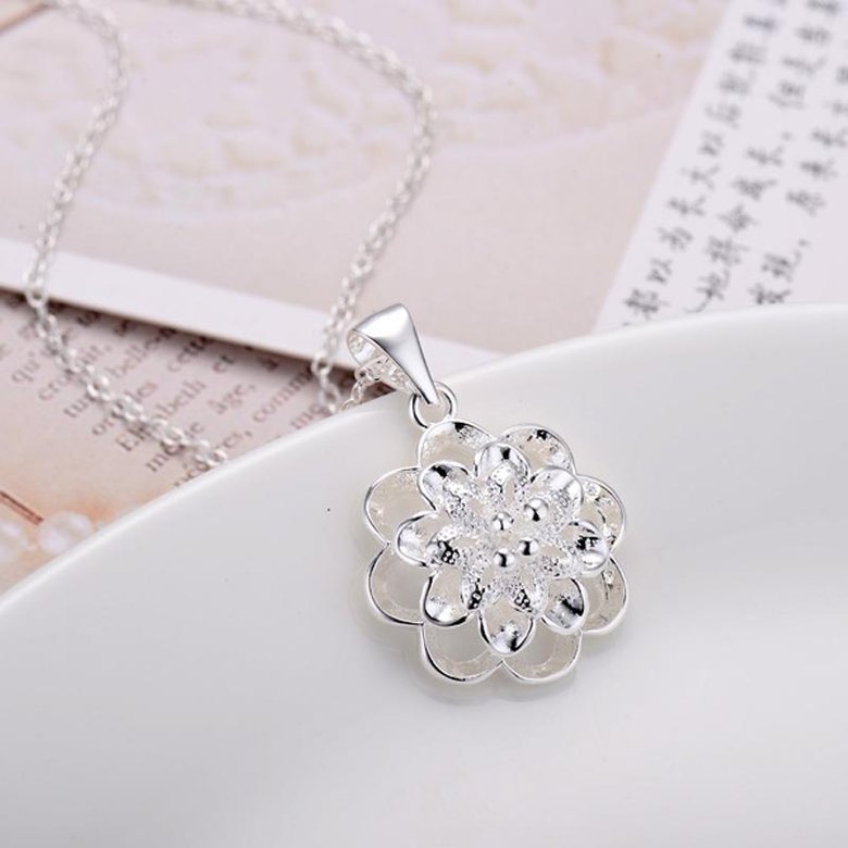 Wholesale Trendy Silver Plant Crystal Necklace TGSPN728 3