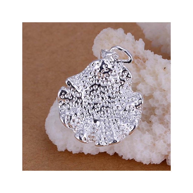 Wholesale Romantic Silver Plant Pendants TGSPP026 0