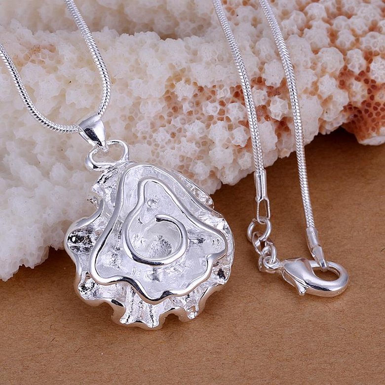 Wholesale Romantic Silver Plant Pendants TGSPP026 1