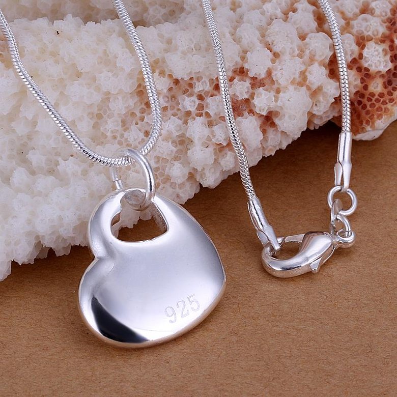 Wholesale Romantic Silver Heart Pendants TGSPP068 1