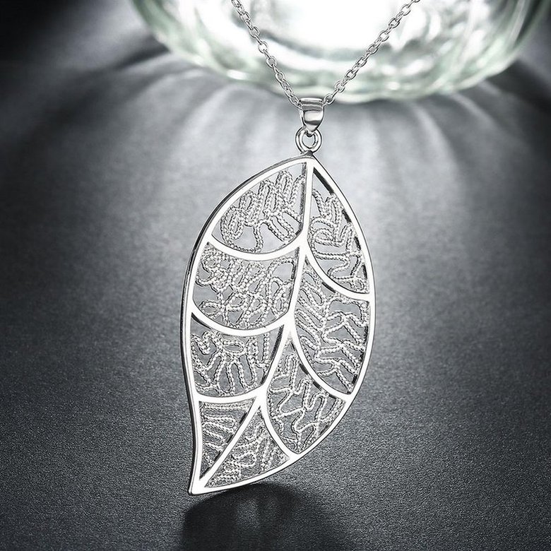 Wholesale Romantic Silver Plant Pendants TGSPP075 1