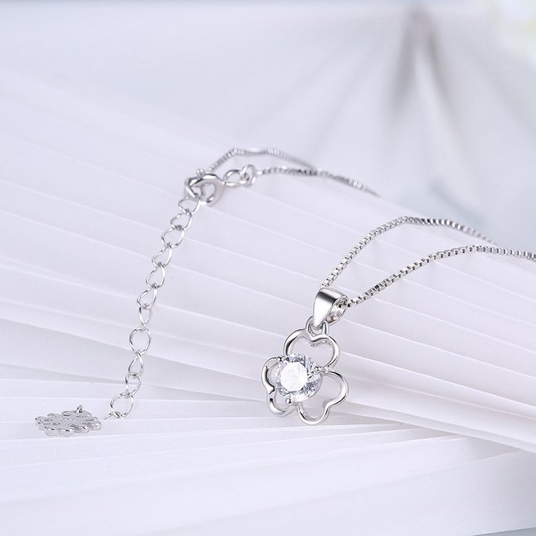 Wholesale Trendy 925 Sterling Silver CZ Flower Necklace TGSSN016 3