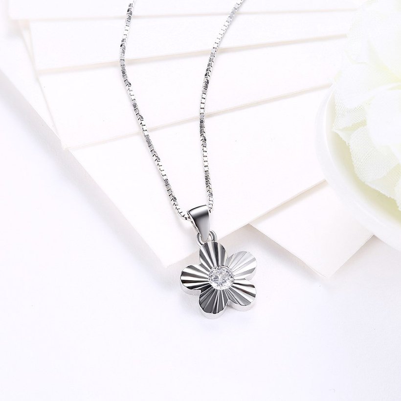 Wholesale Trendy 925 Sterling Silver Flower CZ Necklace TGSSN026 2
