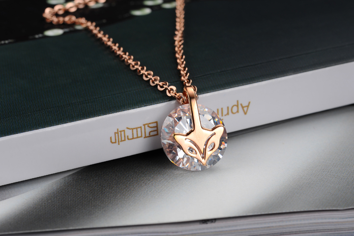 Wholesale Fashion stainless steel CZ elegant fox Necklace TGSTN129 5