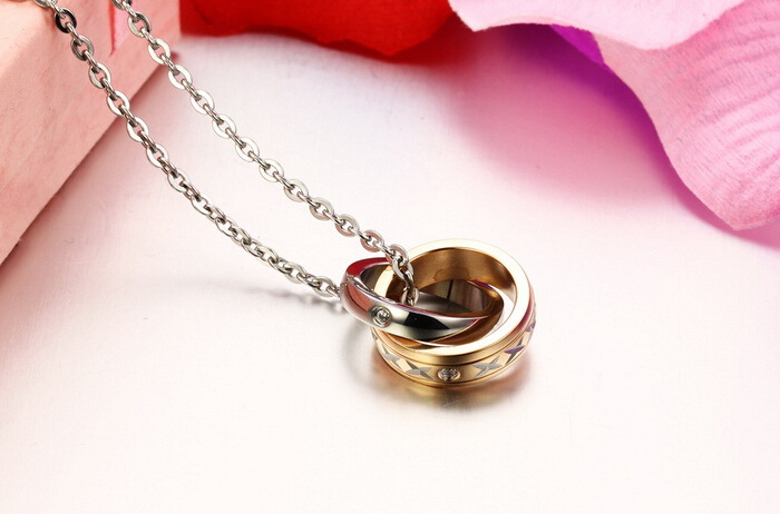 Wholesale Fashion Stainless Steel Couples Pendants New ArrivalLover TGSTN057 5