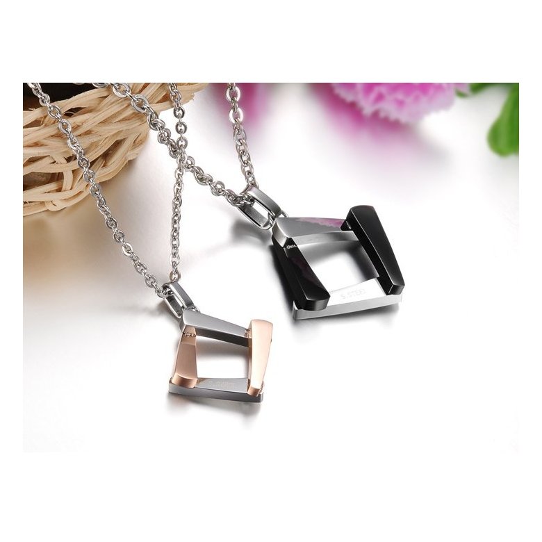 Wholesale The new fashion gift stainless steel couples Necklace TGSTN047 1