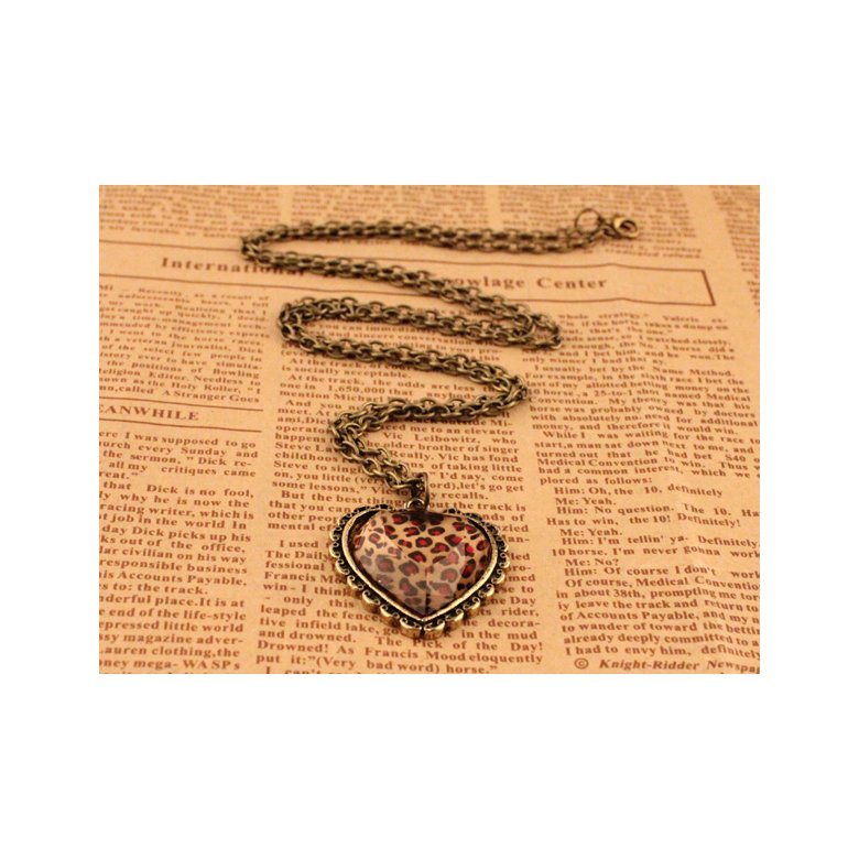 Wholesale Hot Selling Free Shipping Vintage Jewelry Leopard Love Heart Pendant Necklace VGN008 3