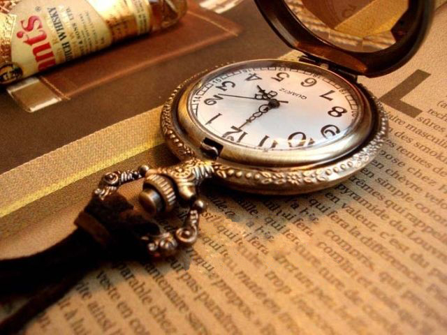 Wholesale Vintage Charm Quartz Pocket Watch Roman Numerals Display Necklace Clock Fob Bronze Sweater Chain Open Face Pocket Clock Unisex VGN014 3