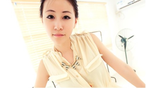 Wholesale  Women Gold-color Punk Necklaces Triangle Black and white corrugated Pendant Necklace Vintage wholesale Jewelry VGN016 6