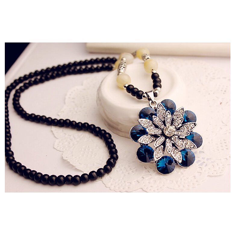 Wholesale Trendy Multi-color luxury Flower opal sweater chain For Women Fashion Wedding Chain Statement Necklace Jewelry VGN032 4