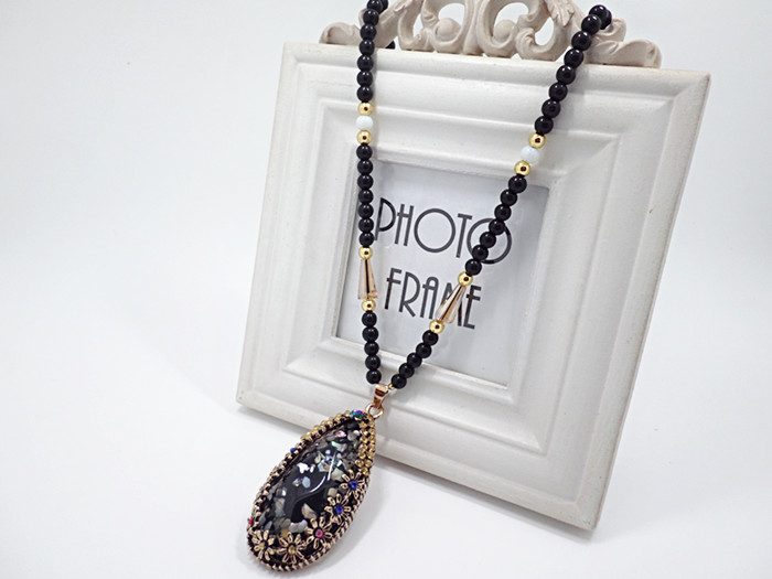 Wholesale Vintage European Style Women  Hollow Pattern Long Pendant Necklace sweater chain VGN035 11