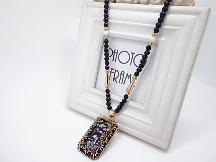 Wholesale Vintage European Style Women  Hollow Pattern Long Pendant Necklace sweater chain VGN035 7