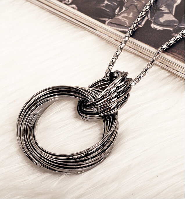 Wholesale Multilayer Circle Pendant Necklace Dangle Black Long Chain Statement Jewelry For Women VGN049 2
