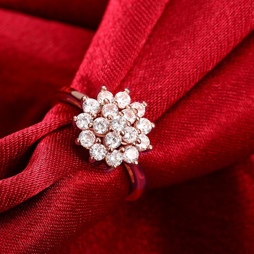 Wholesale Romantic Rose Gold Plated White CZ Ring Luxury Crystal Flower Rings For Women Wedding Engagement jewelry TGCZR138 2