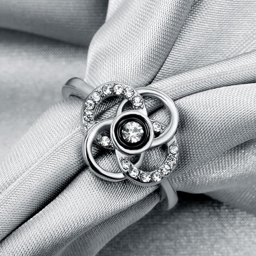Wholesale Classic Platinum Plant White Rhinestone flower Ring For Women Temperament Jewelry Accessories Gift TGGPR025 5