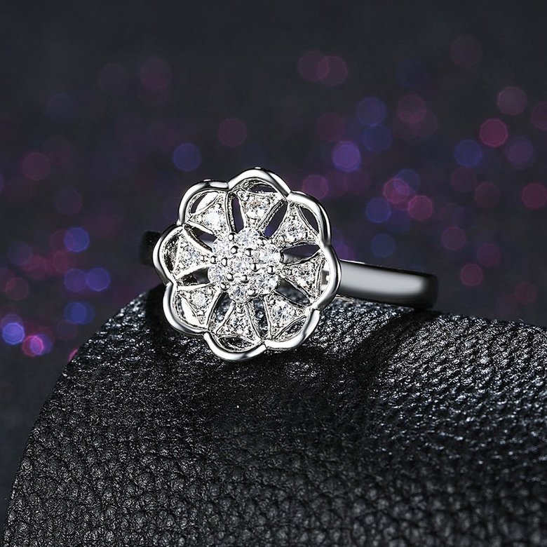 Wholesale 925 Sterling Silver Round Shape Radiant Elegance shining AAA CZ Crystal Flower Rings for Women ANNIVERSARY wedding jewelry TGSLR086 3