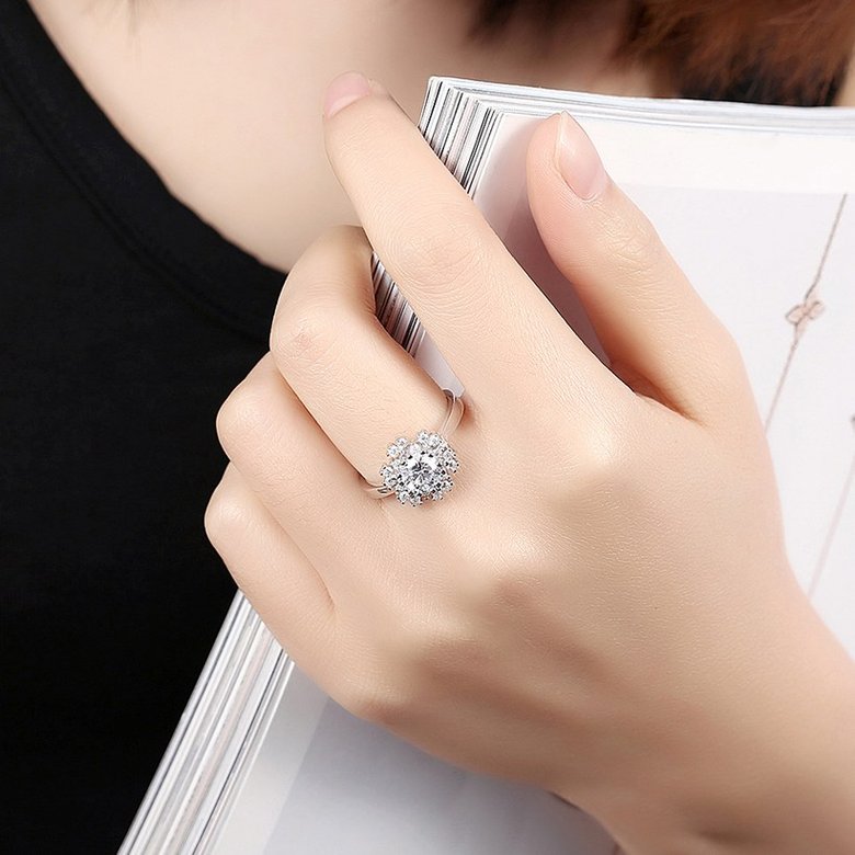 Wholesale Fashion 925 Sterling Silver Snowflake CZ Ring For Women Classic Elegant Bridal Wedding Jewelry Engagement Rings TGSLR094 4