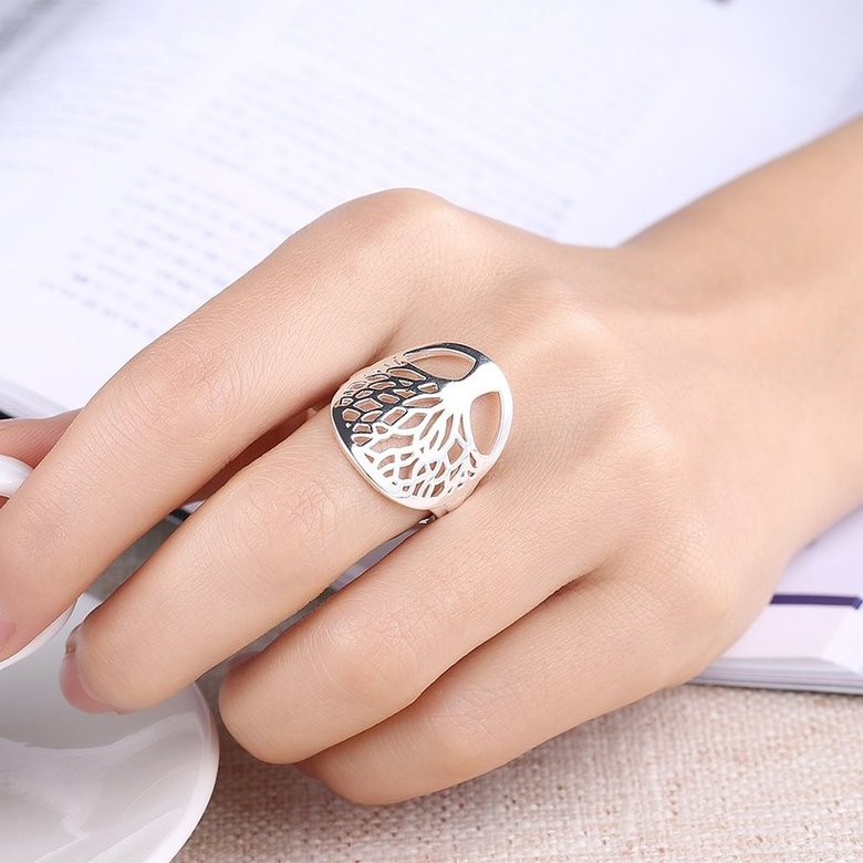 Wholesale Creative Design Silver Plated Tree of Life Rings for Women Classic Accessories Jewelry New Mother's Day Mom Gifts SPR626 0