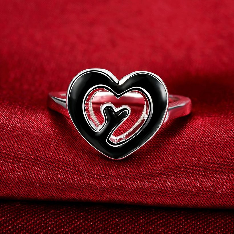 Wholesale Romantic Punk Style Personality Exaggeration European Lovers' Black White Color Oiled heart Ring Jewelry TGSPR705 4
