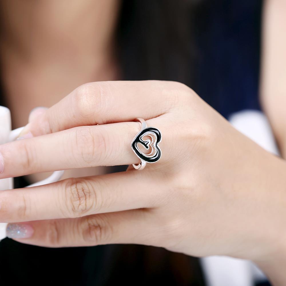 Wholesale Romantic Punk Style Personality Exaggeration European Lovers' Black White Color Oiled heart Ring Jewelry TGSPR705 5