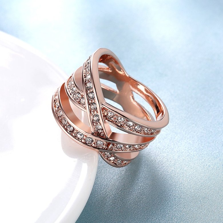 Wholesale Trendy Rose Gold Geometric White Crystal Ring TGGPR764 3