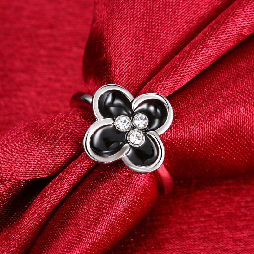 Wholesale Romantic black flower Platinum Plant White Rhinestone Ring Fashion Simple Stylish Jewelry TGGPR332 2