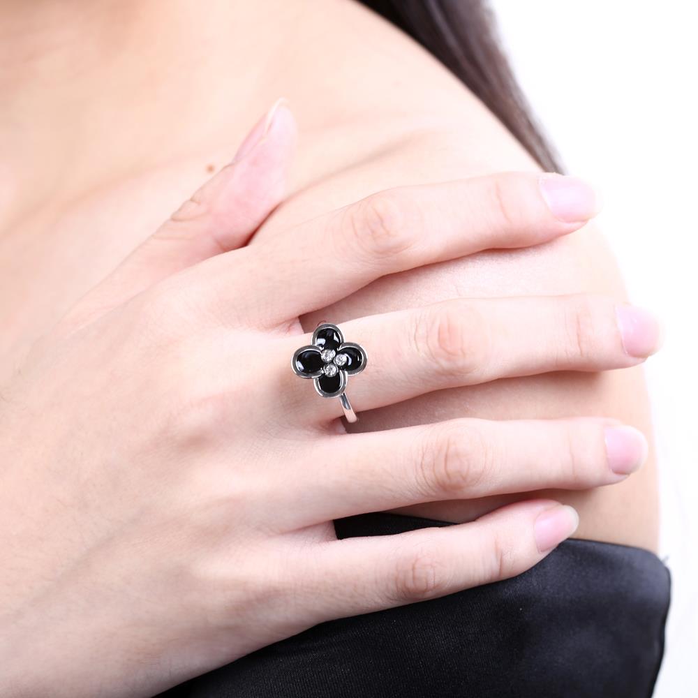 Wholesale Romantic black flower Platinum Plant White Rhinestone Ring Fashion Simple Stylish Jewelry TGGPR332 3