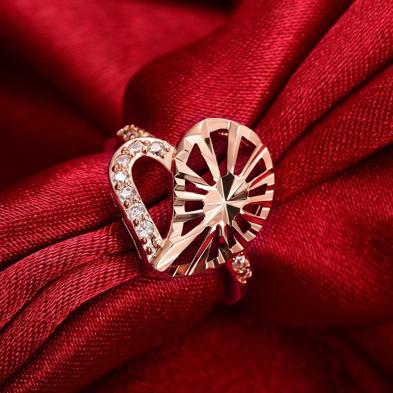 Wholesale Trendy Rose Gold Heart White CZ Ring TGGPR1385 1