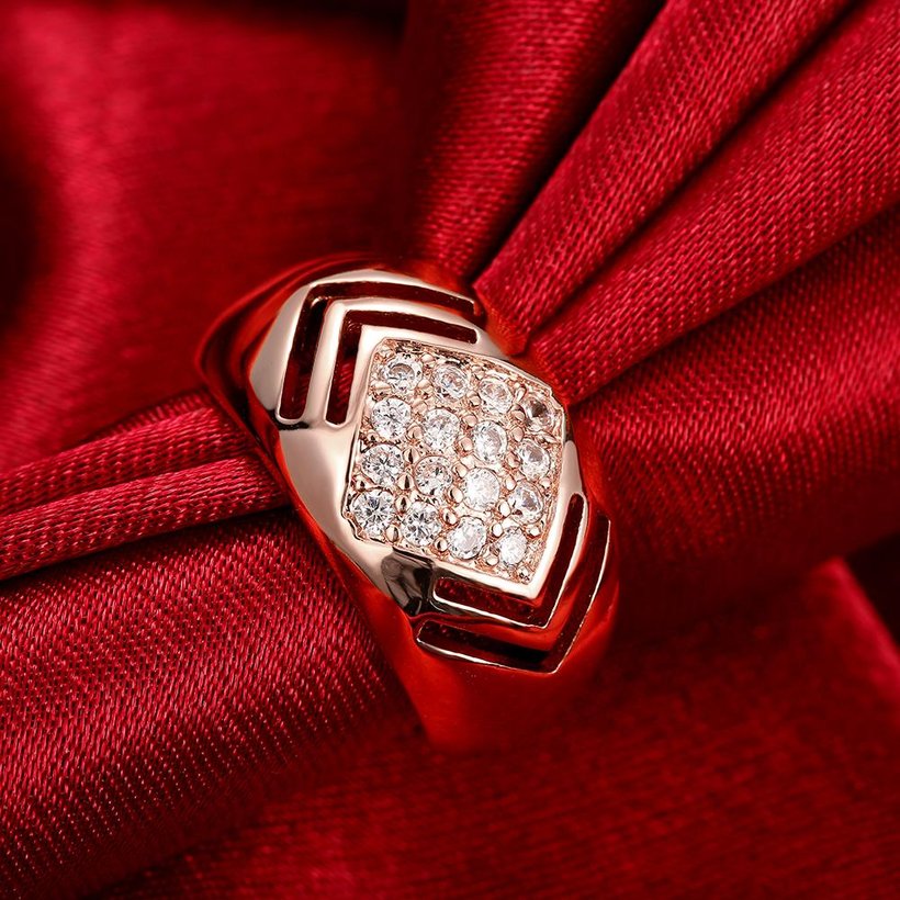 Wholesale Luxury  Design rose gold Geometric White CZ Ring  Vintage Bridal Round Engagement Ring TGGPR343 3