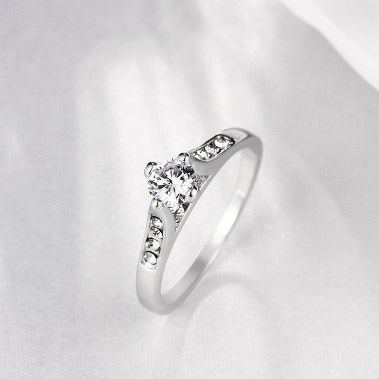 Wholesale Classic Platinum Geometric White Rhinestone Ring TGGPR1034 2