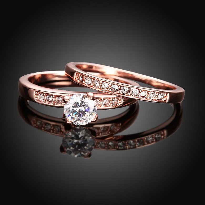 Wholesale Trendy Rose Gold Round White Rhinestone Ring TGGPR1040 1