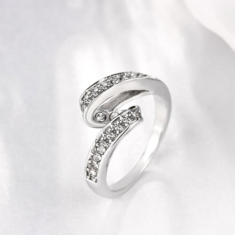 Wholesale Trendy Platinum Geometric White Rhinestone Ring TGGPR1154 2