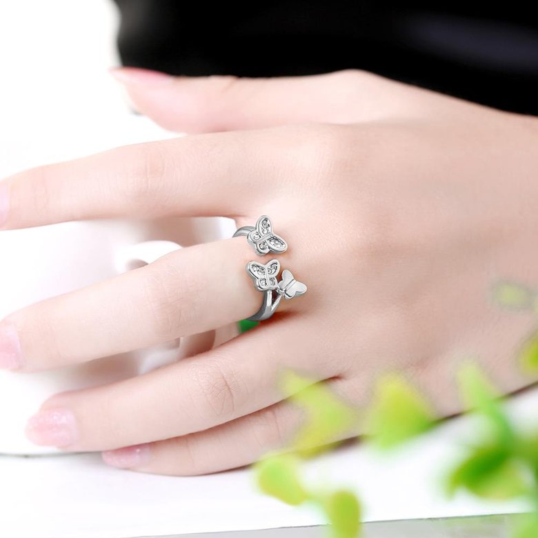 Wholesale Classic Platinum Plant White Rhinestone Ring TGGPR1182 0