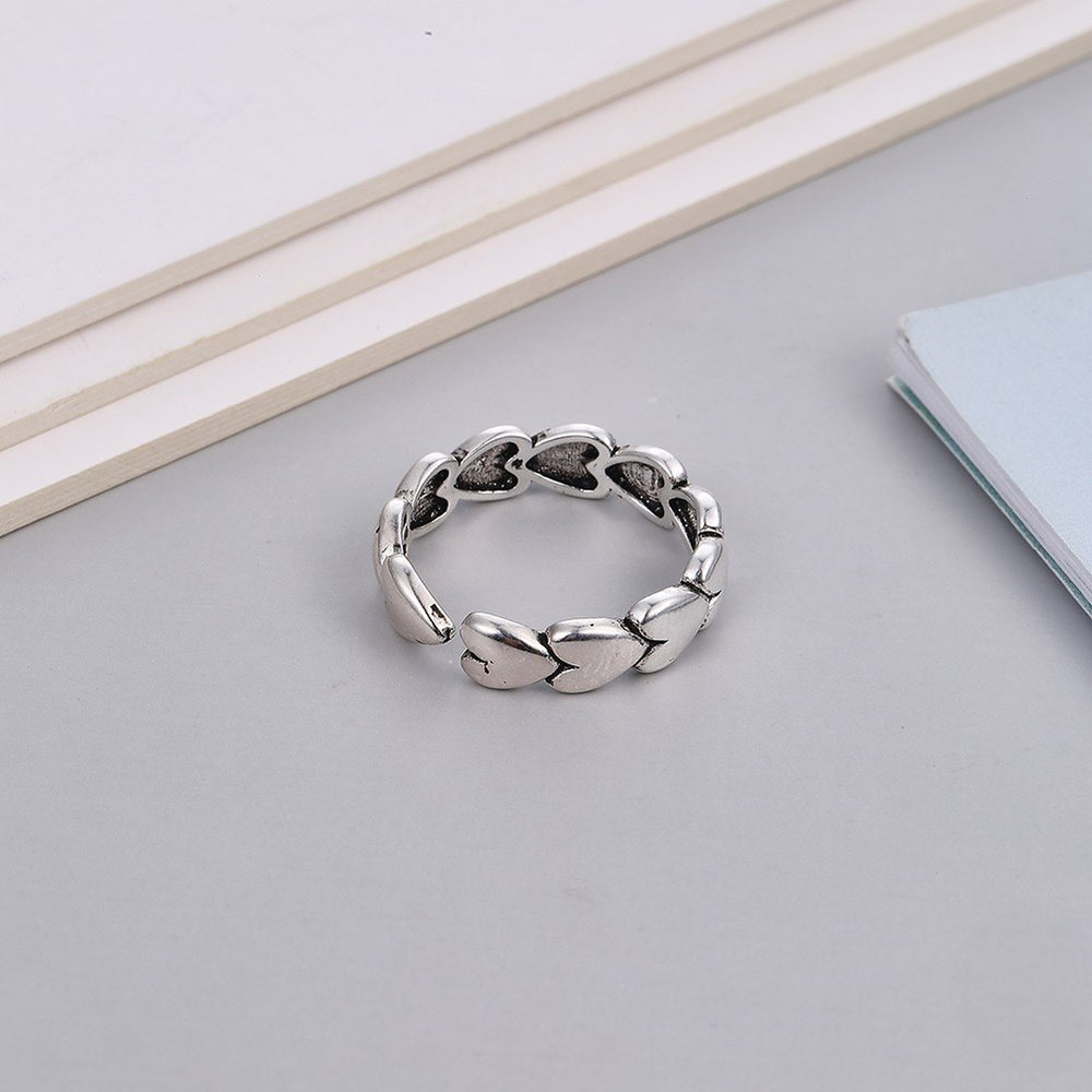 Wholesale Cheap Retro Heart shaped small ring with adjustable opening for girls VGR023 1