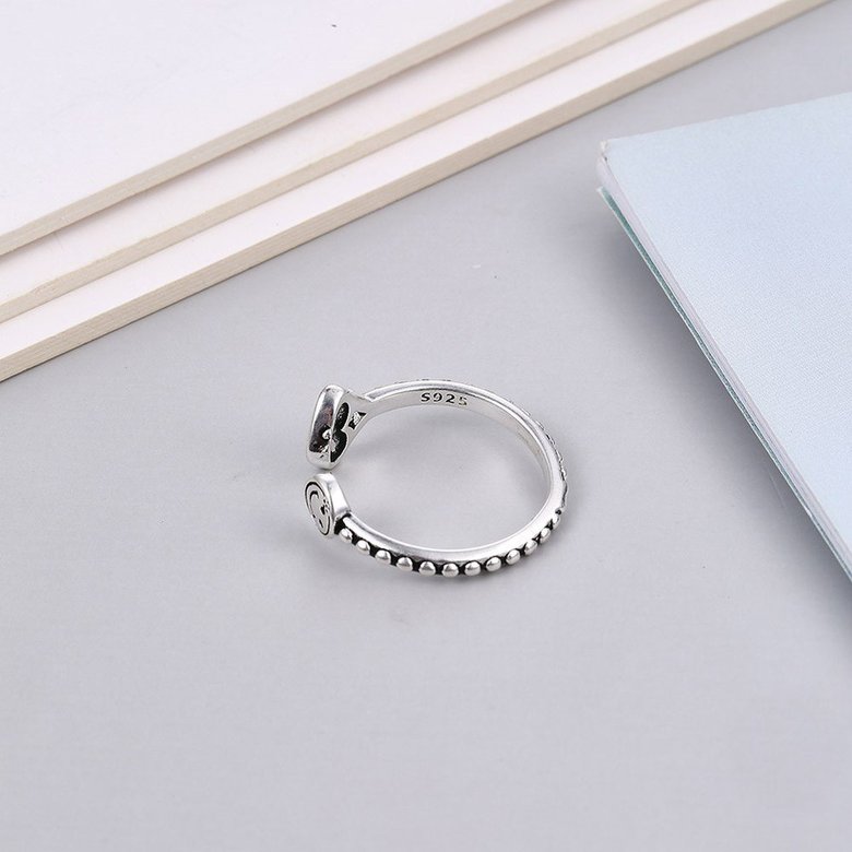 Wholesale Cheap Smiling heart-shaped star moon lovely little ring VGR072 0