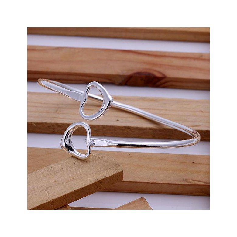 Wholesale Classic Silver Heart Bangle&Cuff TGSPBL068