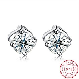 Wholesale Hot wholesale jewelry Fashion romantic 925 Sterling Silver Stud Earrings High Quality Woman Jewelry cute shiny Zircon Earrings TGSLE024