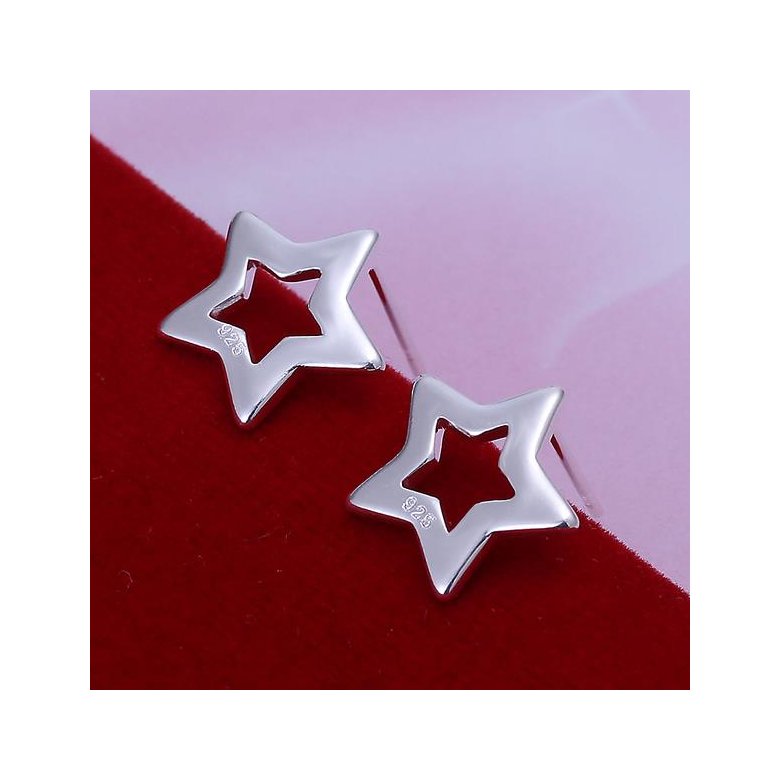 Wholesale Classic Silver plated Stud Earring For Women Hollow star shape Stud Earrings Simple Fashion Fine Jewelry Party Student Gift TGSPE164