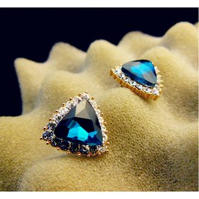 Wholesale New Fashion wholesale Jewelry Rhinestones Crystal Triangle Dazzling Stud Earring For Women Gift Girls VGE014