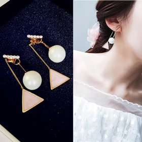 Wholesale Asymmetry Fashion 1 Pair Triangle Different pearl Women's Earrings Korean Style Earrings Jewelry Crystal Earrings  VGE055