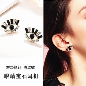 Wholesale Europe Design Vintage Eye Shape Stud Earrings For Women Fashion Personality Rhinestone Oorbellen Femme Trendy Ear Jewelry VGE098