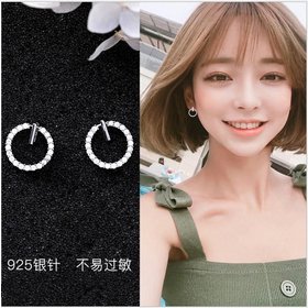 Wholesale Small Crystal Hoop Earrings Fashion Simple Round Shiny Earring Jewelry For Women Party Gift VGE105