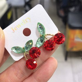 Wholesale Cute Red Cherry Crystal Earring 2020 New Romantic Sweet Fruit Geometric Korean Earrings for Women Girl Party Delicate Jewelry VGE110