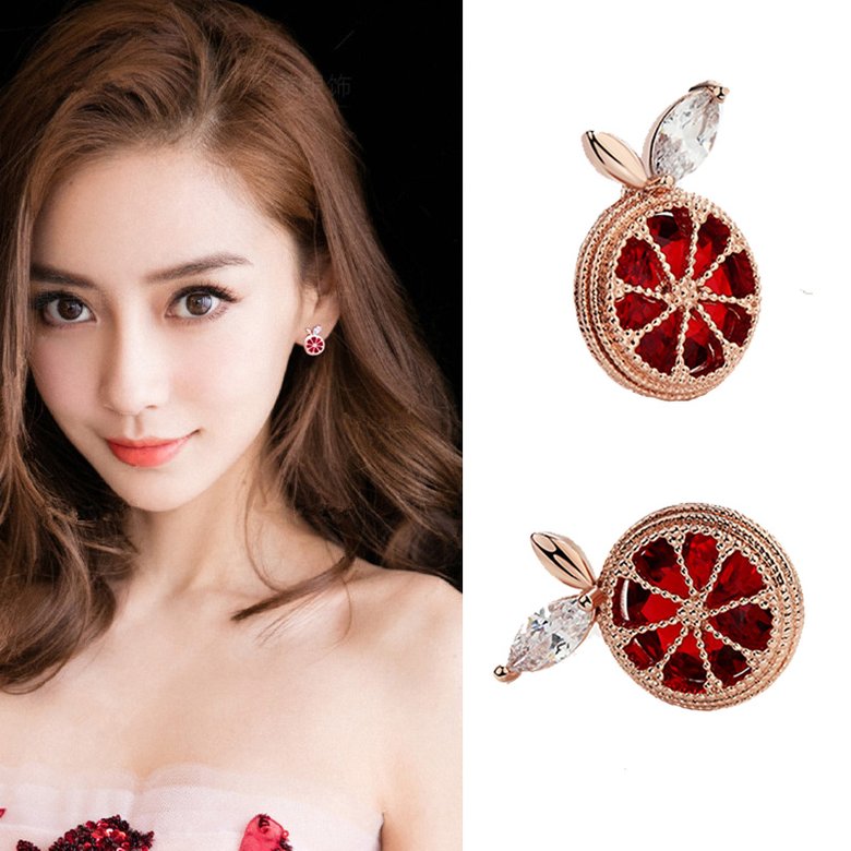 Wholesale  Korean Fashion Red Crystal Grapefruit Stud Earrings Zircon Fruit Earring Women Lovely Birthday Cute Jewelry VGE136