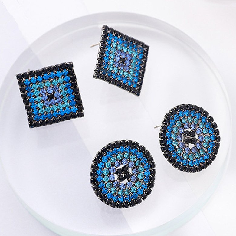 Wholesale Elegant Small Round and square Stud Earrings for Women Dating Gradient blue zircon Fashion Jewelry Gift VGE150