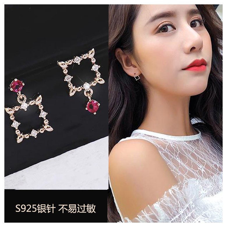 Wholesale  2020 new design fashion jewelry zircon earrings simple elegant square party earrings for women VGE157